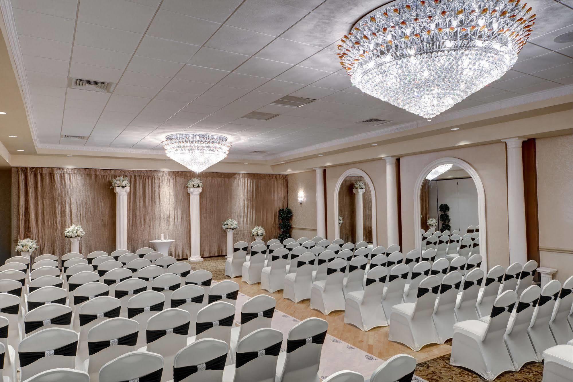 Ramada By Wyndham Toms River Exterior foto